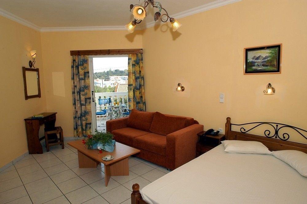Callinica Hotel Tsilivi  Exterior photo